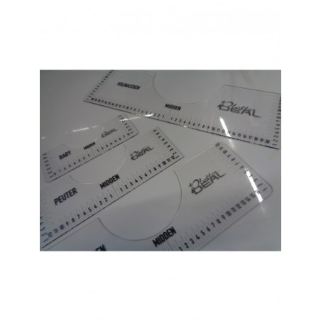 T-shirt ruler set 4 maten witte of zwarte tekst